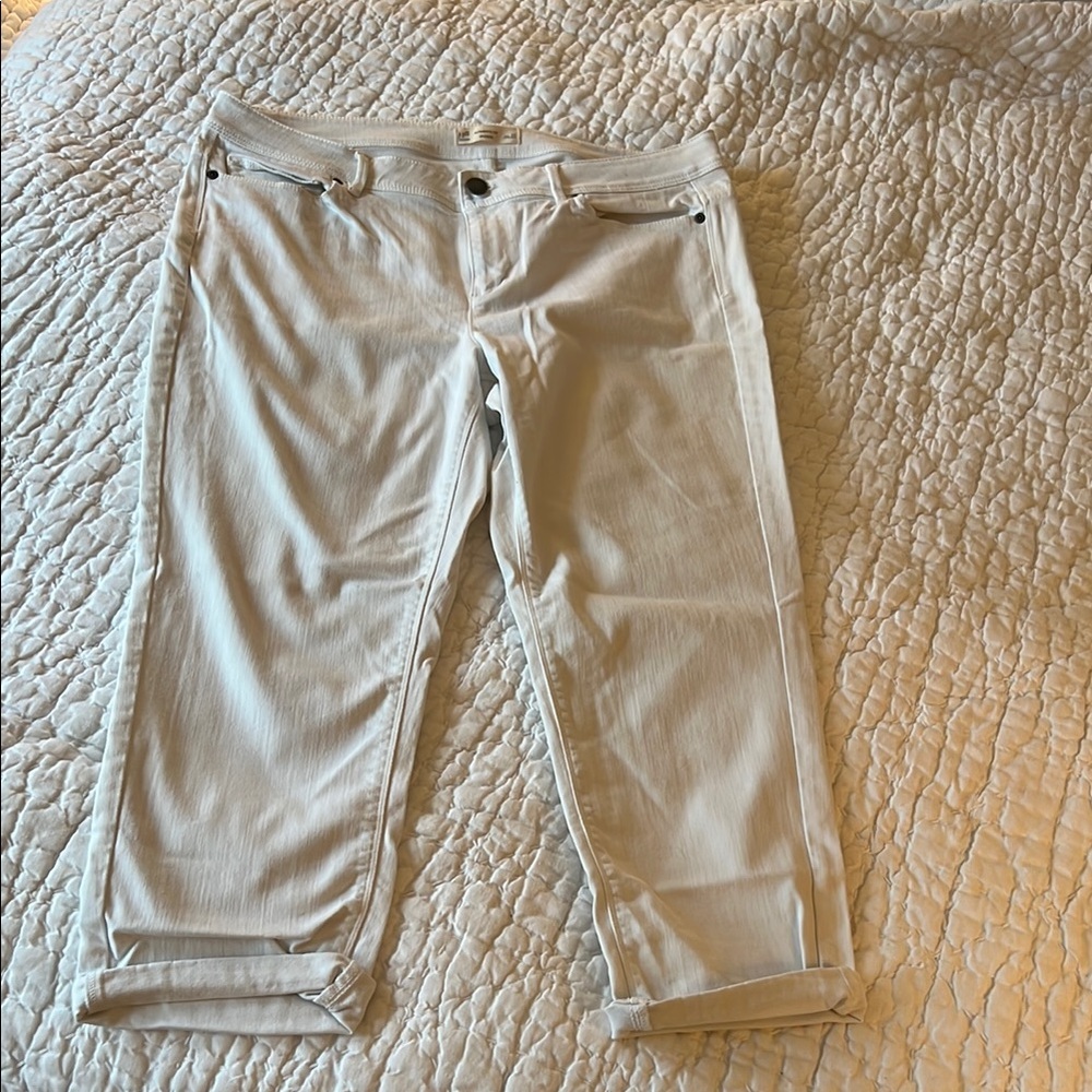 White J.Jill cropped jeans